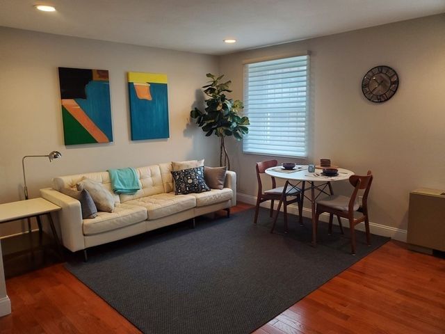 27 Bowdoin St 5A, Boston, MA 02114