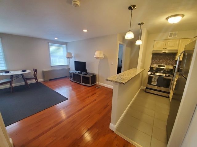 27 Bowdoin St 5A, Boston, MA 02114