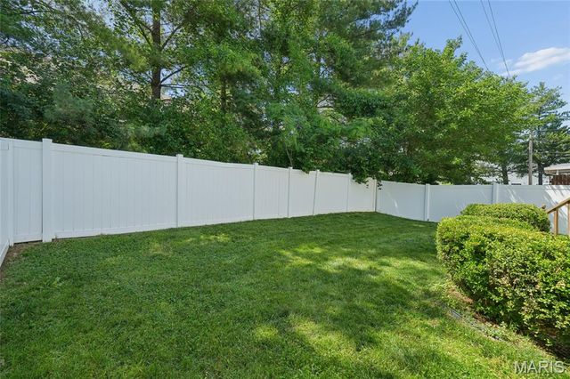 1121 Wild Plum Drive, St Peters, MO 63303
