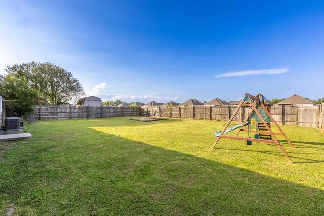 205 Due Drive, Thibodaux, LA 70301