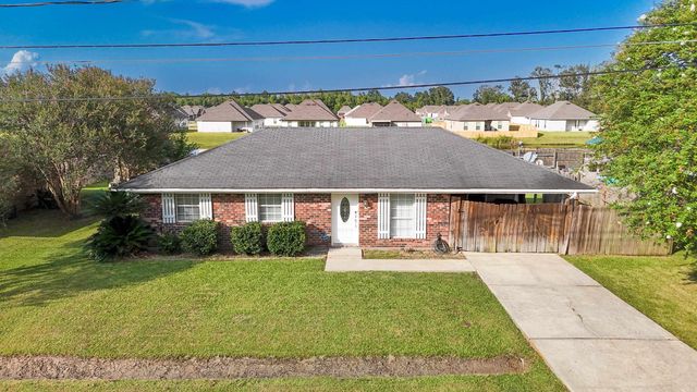 205 Due Drive, Thibodaux, LA 70301