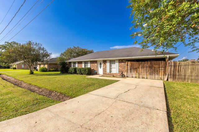 205 Due Drive, Thibodaux, LA 70301