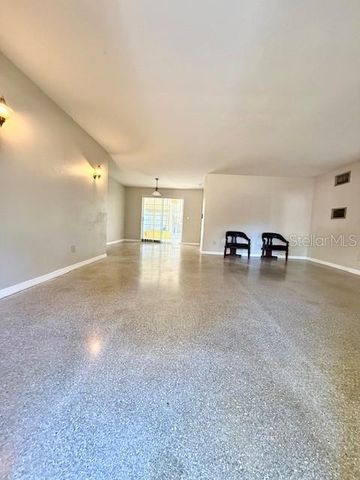 5300 18 STREET, Zephyrhills, FL 33542