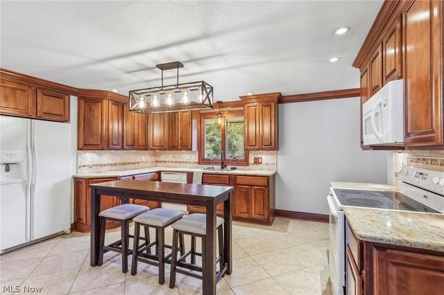 2965 Howell Drive, Poland, OH 44514