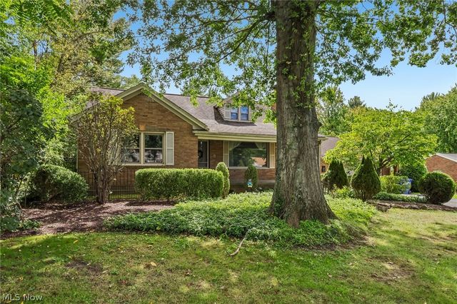 2965 Howell Drive, Poland, OH 44514