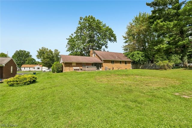 2965 Howell Drive, Poland, OH 44514