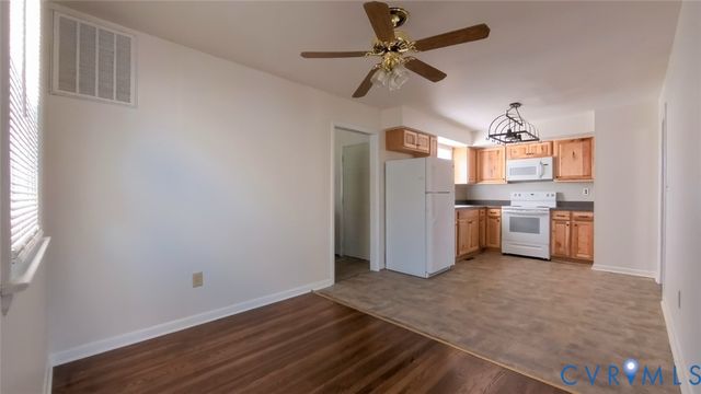 1816 Dublin St, Hopewell, VA 23860