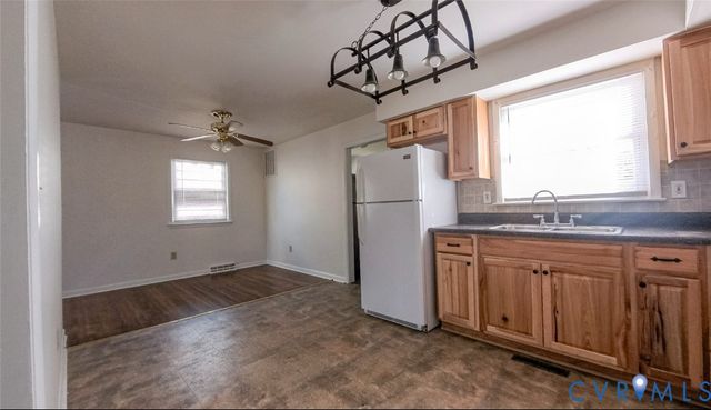 1816 Dublin St, Hopewell, VA 23860