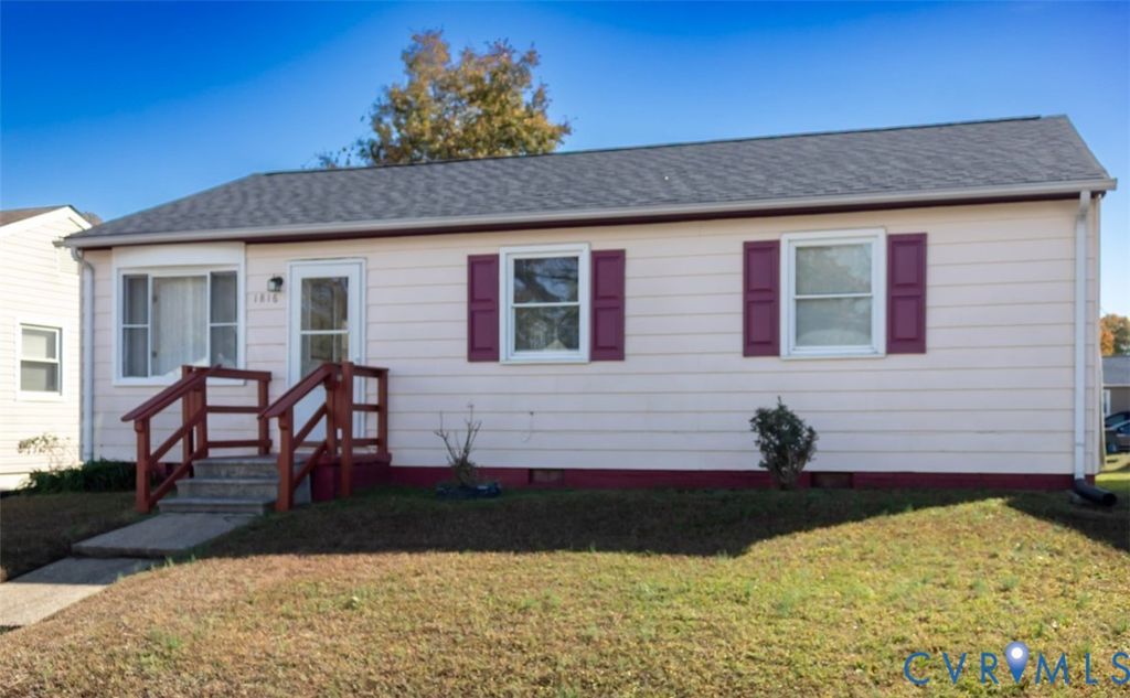 1816 Dublin St, Hopewell, VA 23860