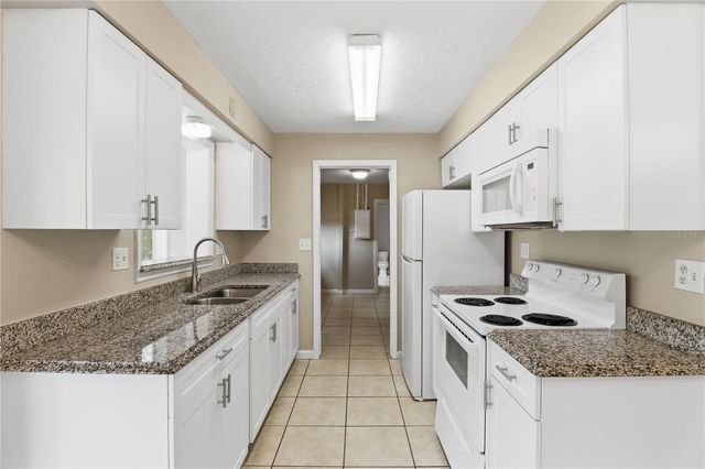 38 REGINA BOULEVARD, Beverly Hills, FL 34465