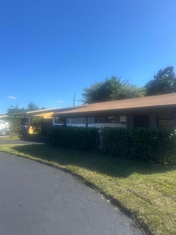 6750 Allen St, Hollywood, FL 33024