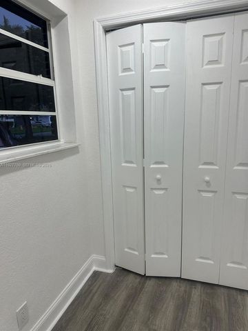 6750 Allen St, Hollywood, FL 33024