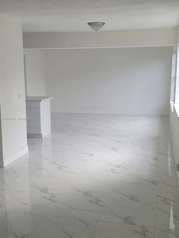 6750 Allen St, Hollywood, FL 33024