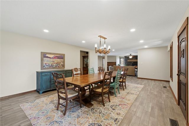 12265 S Pleasant Valley Road, Gentry, AR 72734