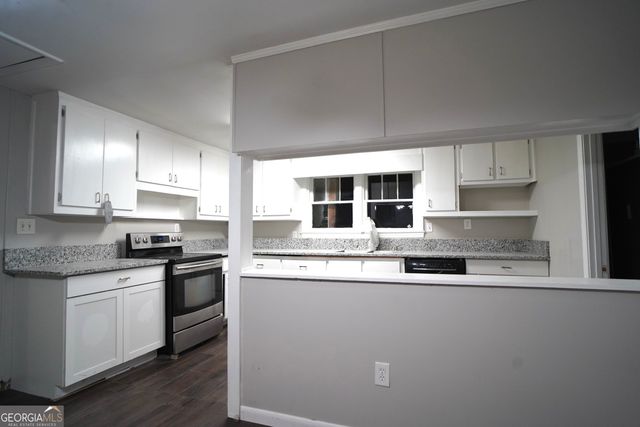 1032 Chatham Road, Buford, GA 30518