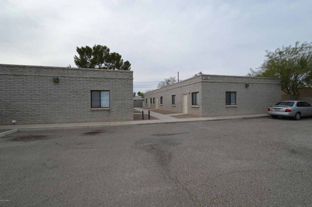 2147 N Isabel Blvd Unit 4, Tucson, AZ 85712