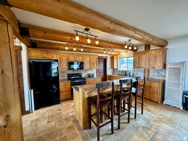 2724 S STICKSEED CIR, Garden City, UT 84028