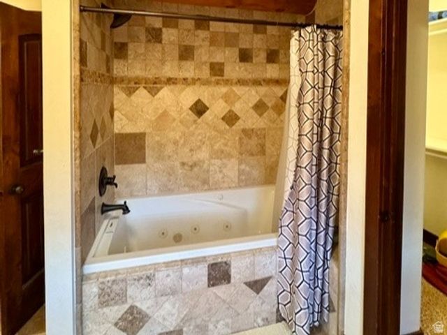 2724 S STICKSEED CIR, Garden City, UT 84028