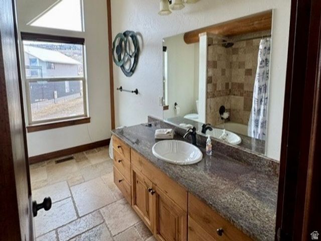 2724 S STICKSEED CIR, Garden City, UT 84028