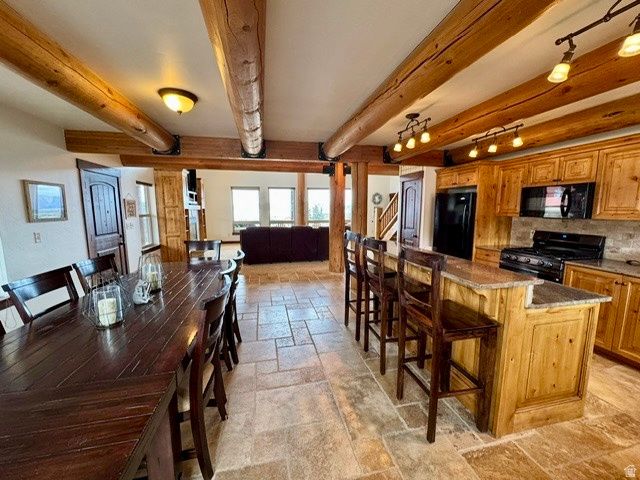 2724 S STICKSEED CIR, Garden City, UT 84028