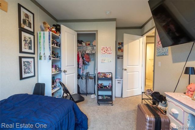220 Borman Avenue, Flushing, MI 48433