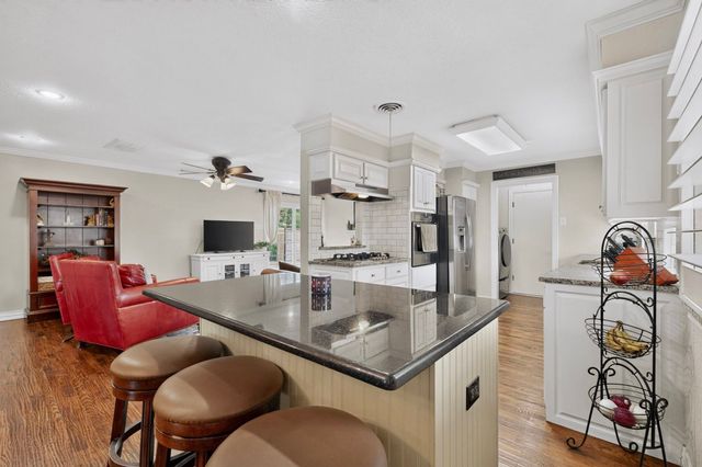 8420 Sweetwater Drive, Dallas, TX 75228