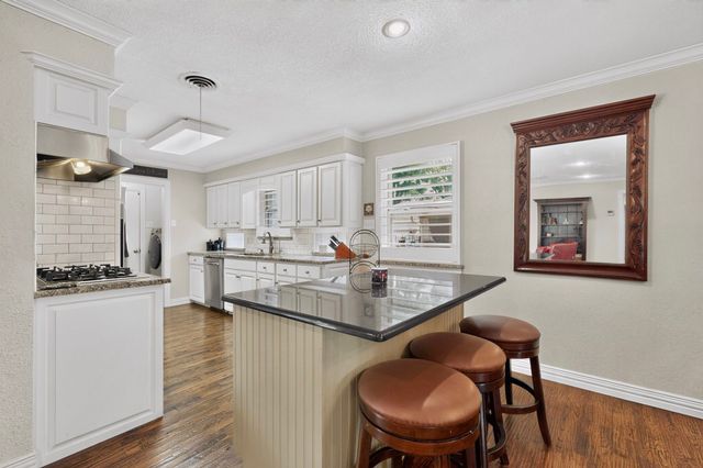 8420 Sweetwater Drive, Dallas, TX 75228