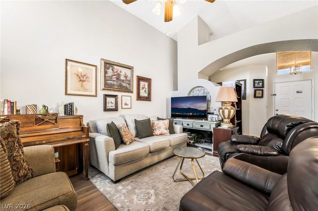 140 West Carriage Way, Henderson, NV 89074