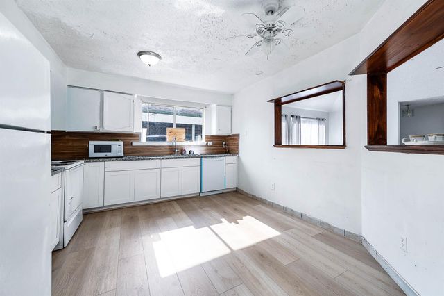 16034 Glen Mar Dr, Houston, TX 77082