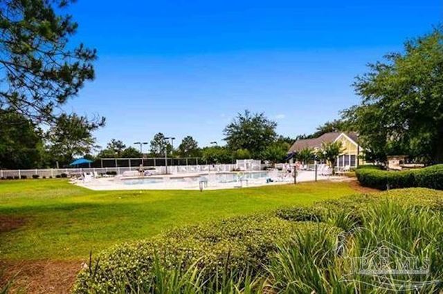 5692 Highland Lake Dr, Milton, FL 32583