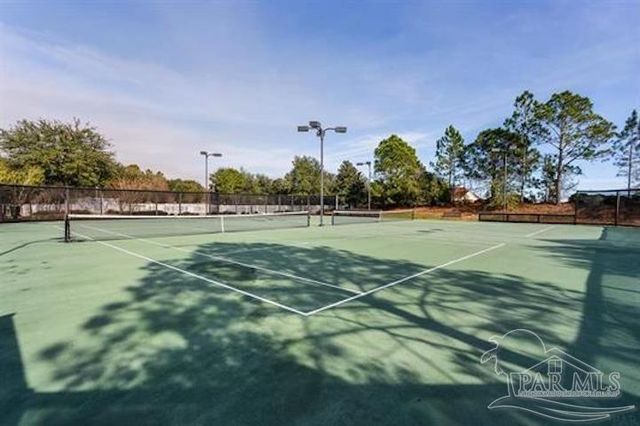 5692 Highland Lake Dr, Milton, FL 32583