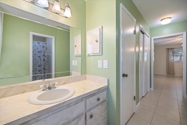 591 PORPOISE ROAD, Venice, FL 34293