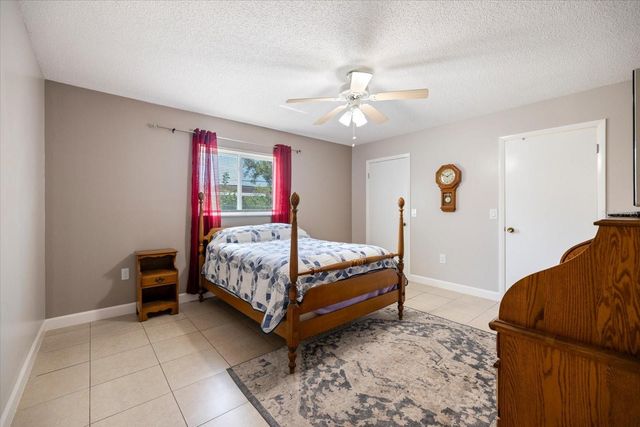 591 PORPOISE ROAD, Venice, FL 34293