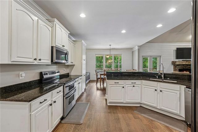 5925 Cantrell Circle, Cumming, GA 30041