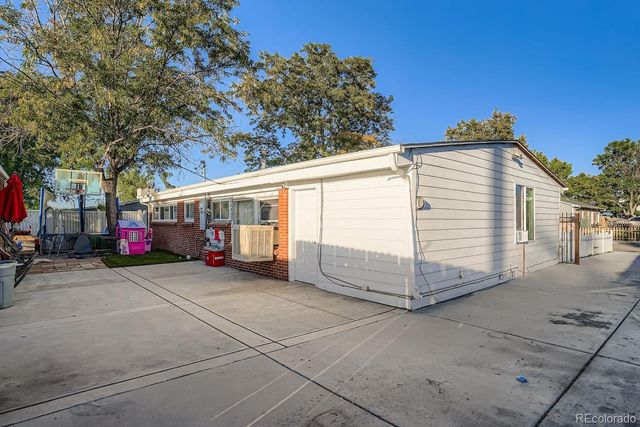 6625 Locust Street, Commerce City, CO 80022