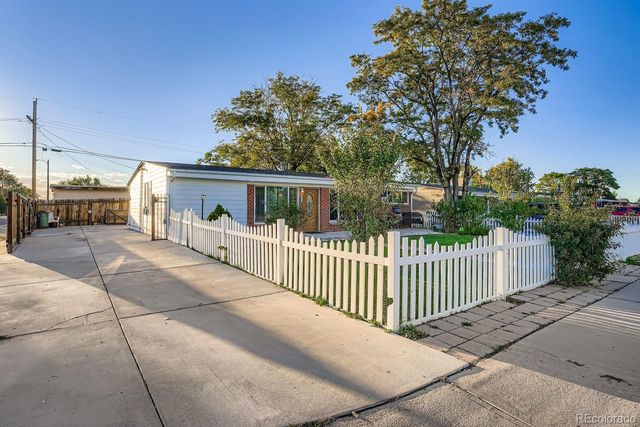 6625 Locust Street, Commerce City, CO 80022