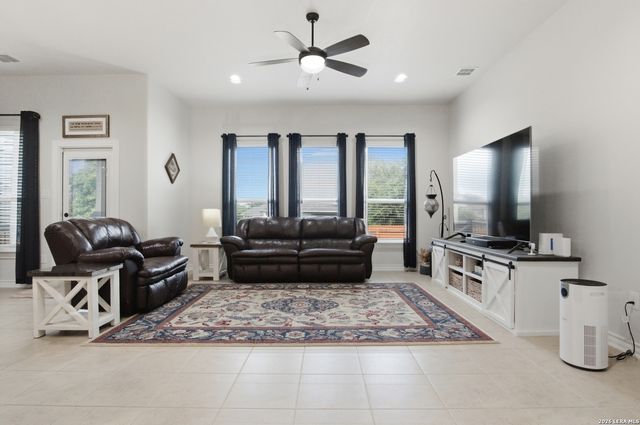 13611 Patronus Way, San Antonio, TX 78245
