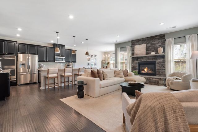 82 Hemingway Lane, Simpsonville, SC 29681