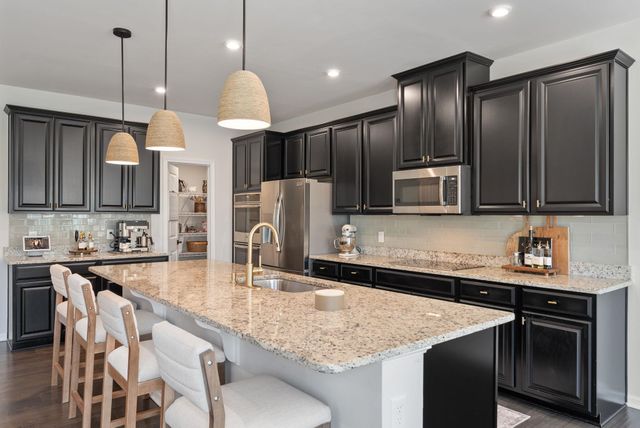 82 Hemingway Lane, Simpsonville, SC 29681