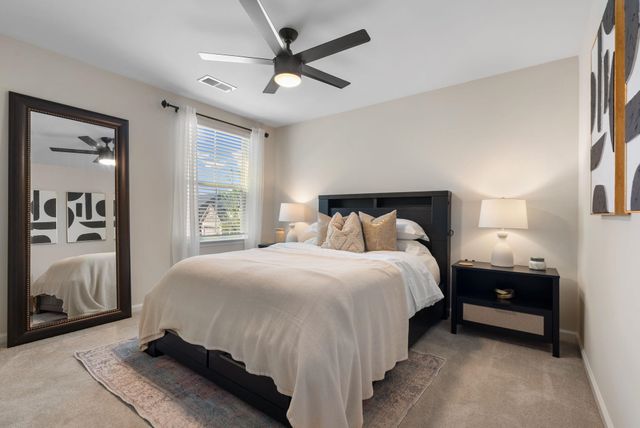 82 Hemingway Lane, Simpsonville, SC 29681