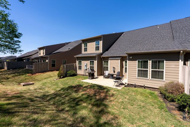 82 Hemingway Lane, Simpsonville, SC 29681
