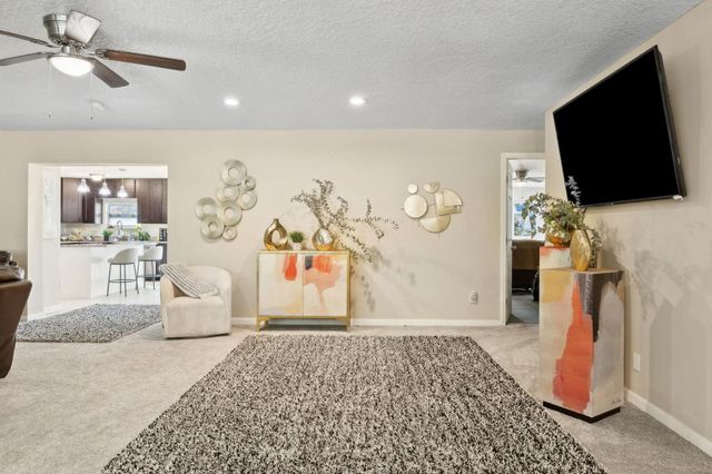 121 Herja Acre Ln, Palatka, FL 32177