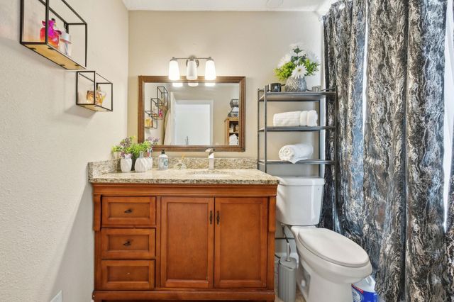 121 Herja Acre Ln, Palatka, FL 32177