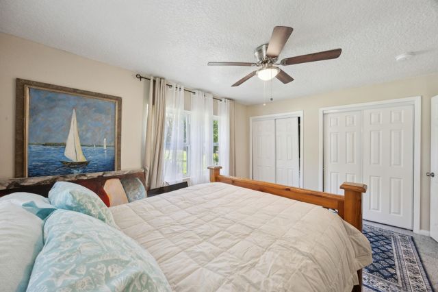 121 Herja Acre Ln, Palatka, FL 32177