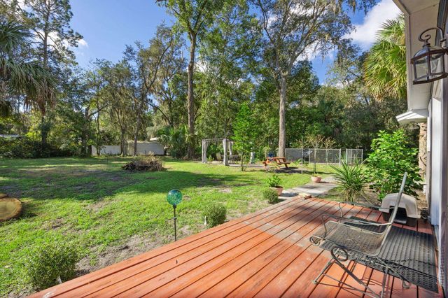 121 Herja Acre Ln, Palatka, FL 32177