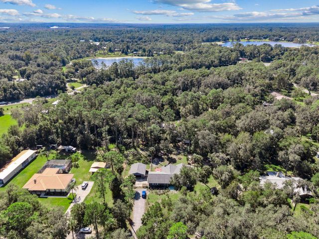 121 Herja Acre Ln, Palatka, FL 32177