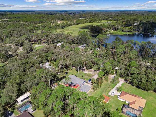 121 Herja Acre Ln, Palatka, FL 32177