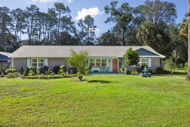 121 Herja Acre Ln, Palatka, FL 32177