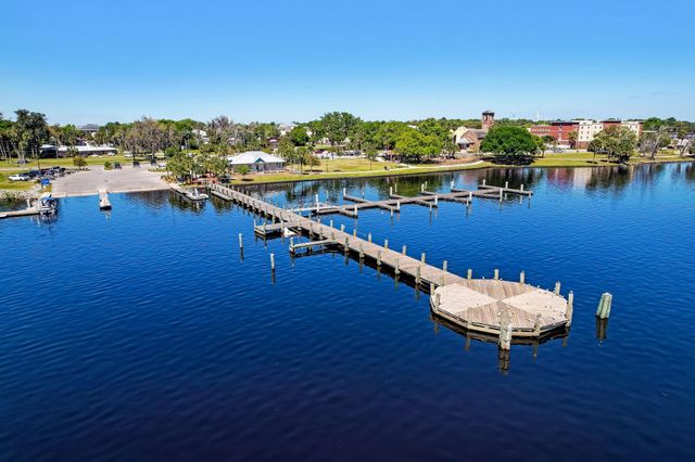 121 Herja Acre Ln, Palatka, FL 32177