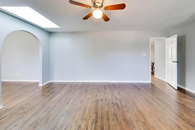 2925 E 188th Place, Lansing, IL 60438
